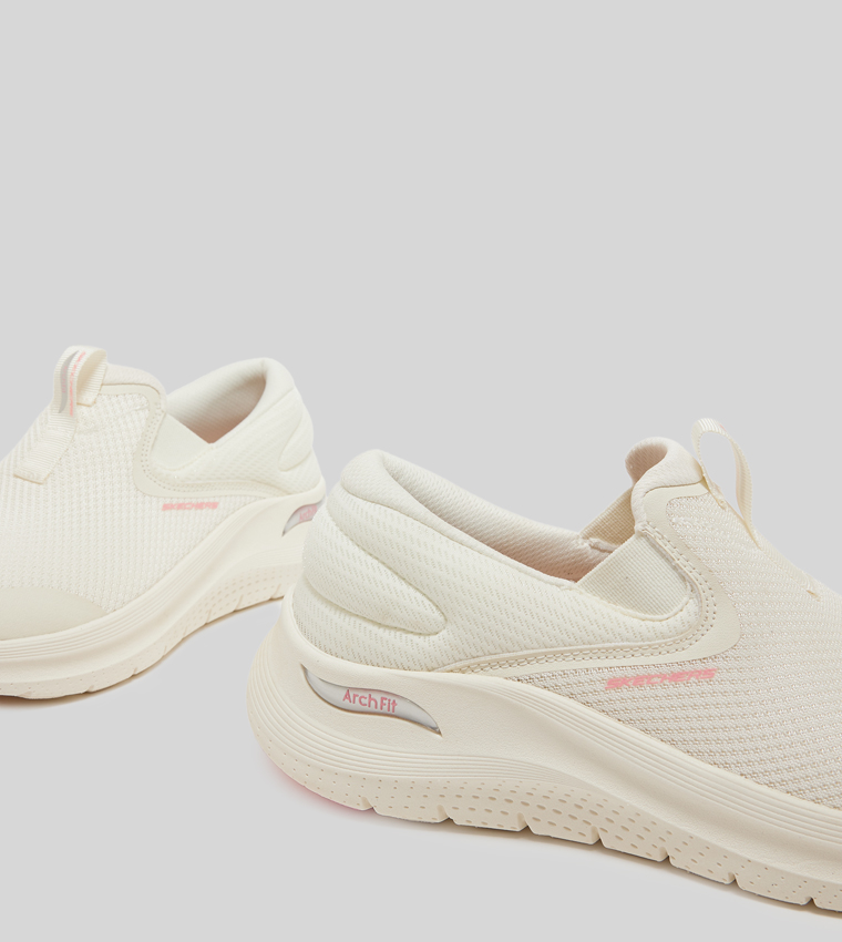 ARCH FIT 2.0 Walking Shoes