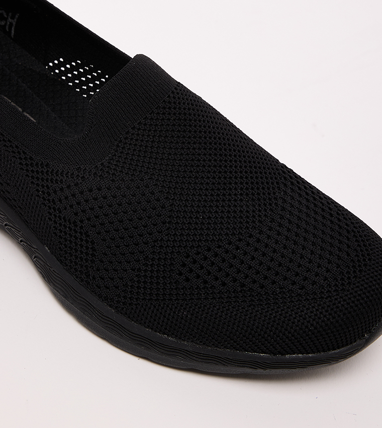 UP-LIFTED Mesh Slip-On Shoes
