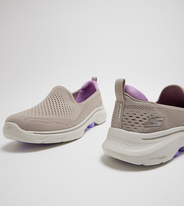 GO WALK 7 Slip-On Shoes