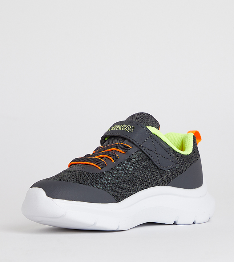 FAST Velcro Closure Sneakers