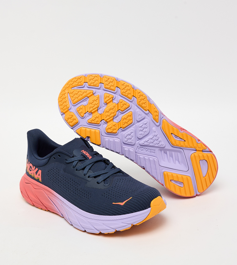 ARAHI 7 Lace Up Running Shoes