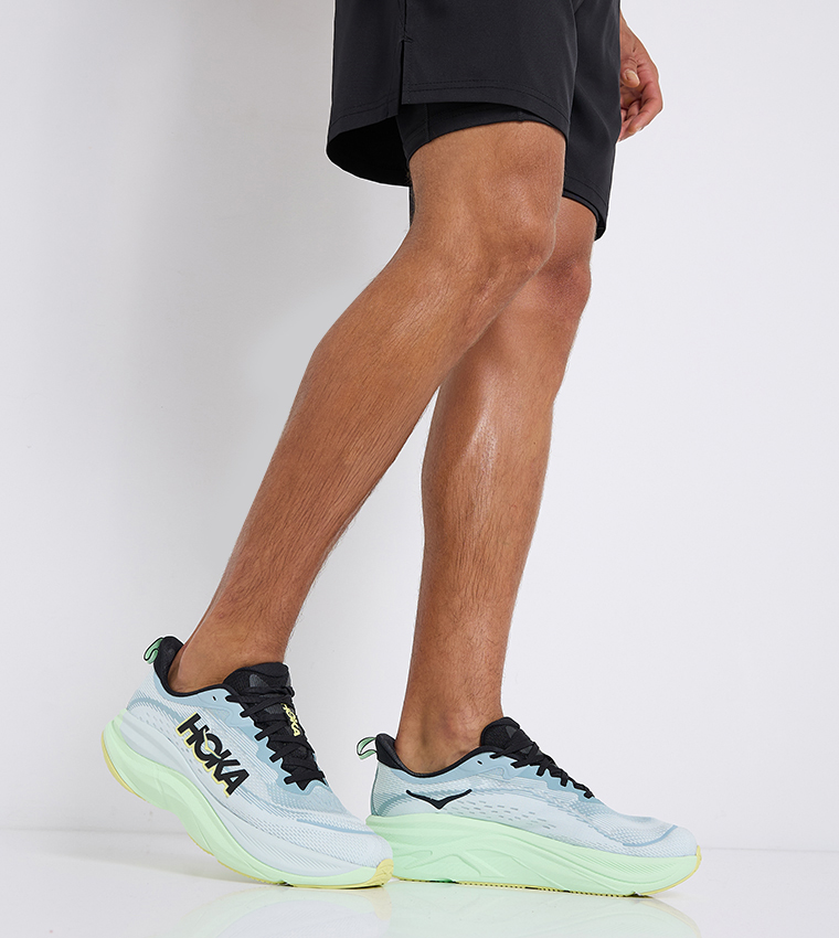 SKYFLOW Lace-Up Running Shoes