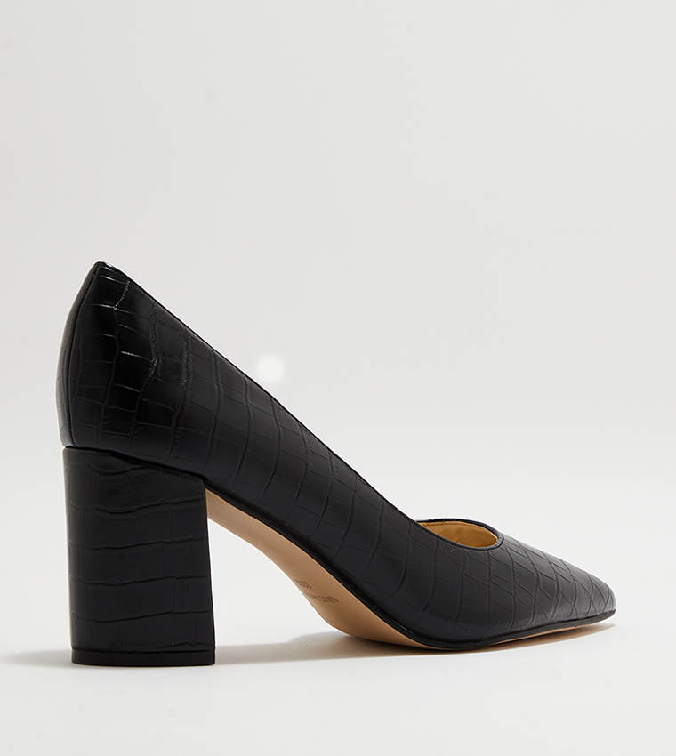 CACINA Textured D'orsay Pumps