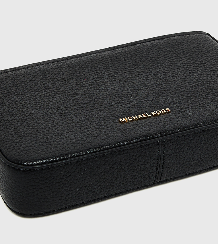 شنطة كروس بادي نسائية بشعار