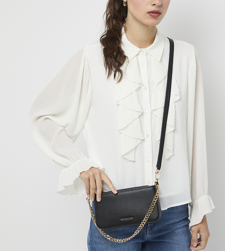 شنطة كروس بادي نسائية بشعار