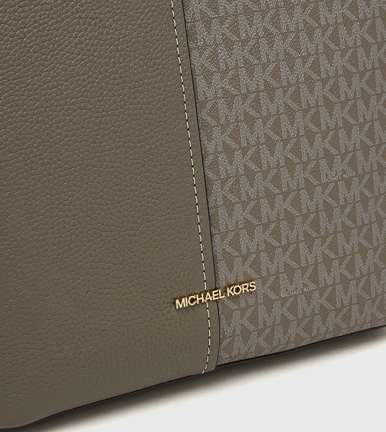 FLORA Monogram Patterned Shoulder Bag