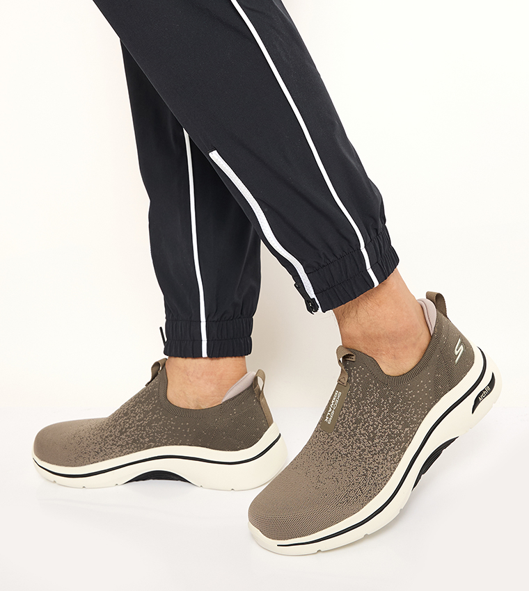 GO WALK ARCH FIT 2.0 Slip-On Shoes
