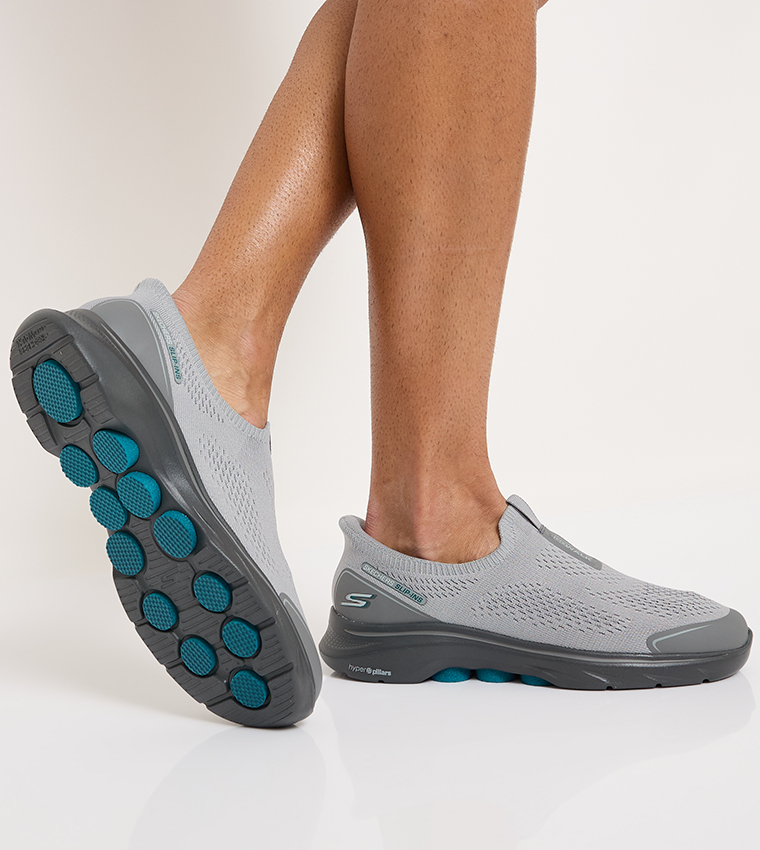 GO WALK 7 Slip-On Shoes
