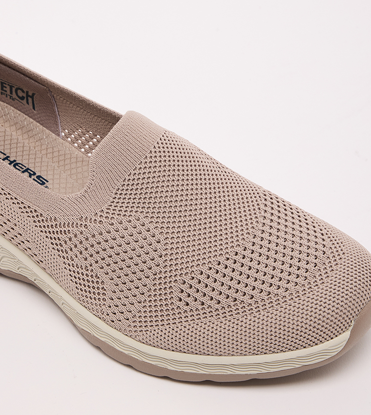 UP-LIFTED Mesh Slip-On Shoes