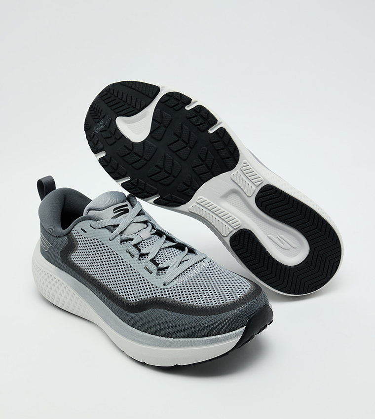 GO RUN SUPERSONIC MAX Lace-Up Shoes