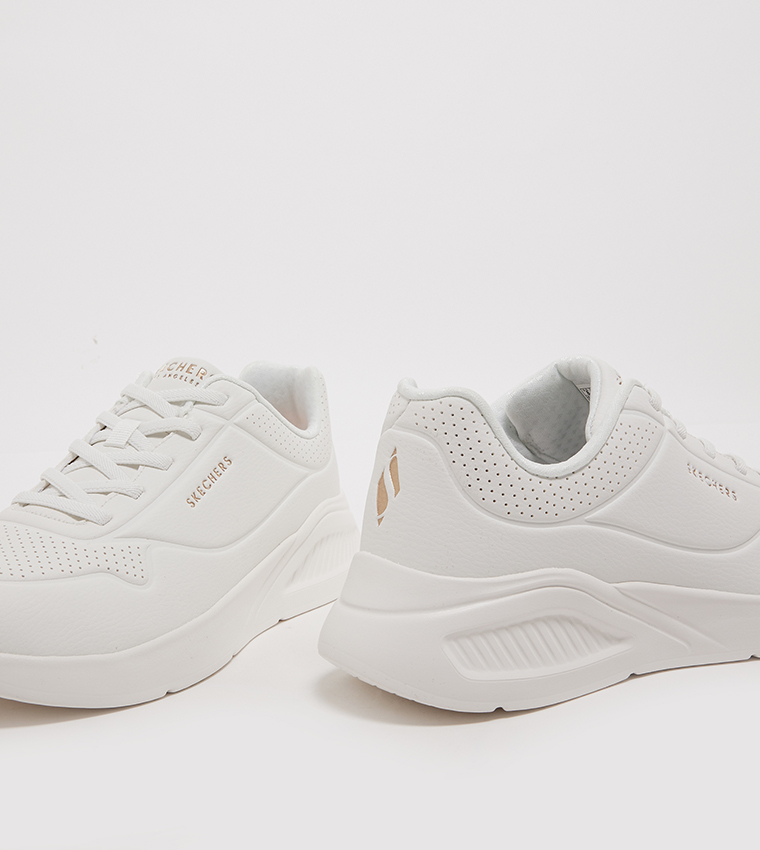 UNO LITE Perforated Lace Up Sneakers