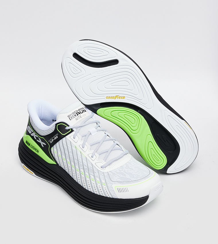 MAX CUSHIONING SUSPENSION Mesh Running Shoes