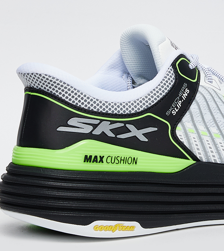 MAX CUSHIONING SUSPENSION Mesh Running Shoes