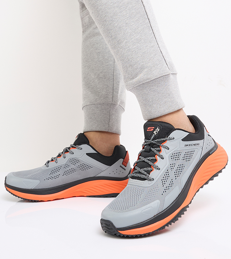 BOUNDER  Mesh Running Shoes