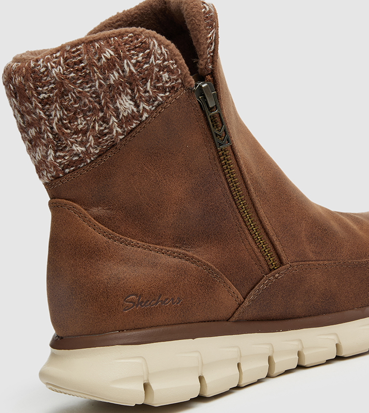 SYNERGY Zippered Ankle Boots
