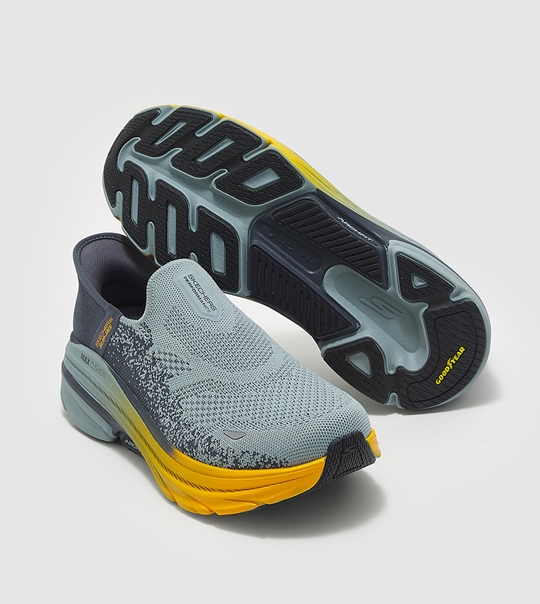 MAX CUSHIONING ARCH FIT 2.0 Slip-On Shoes