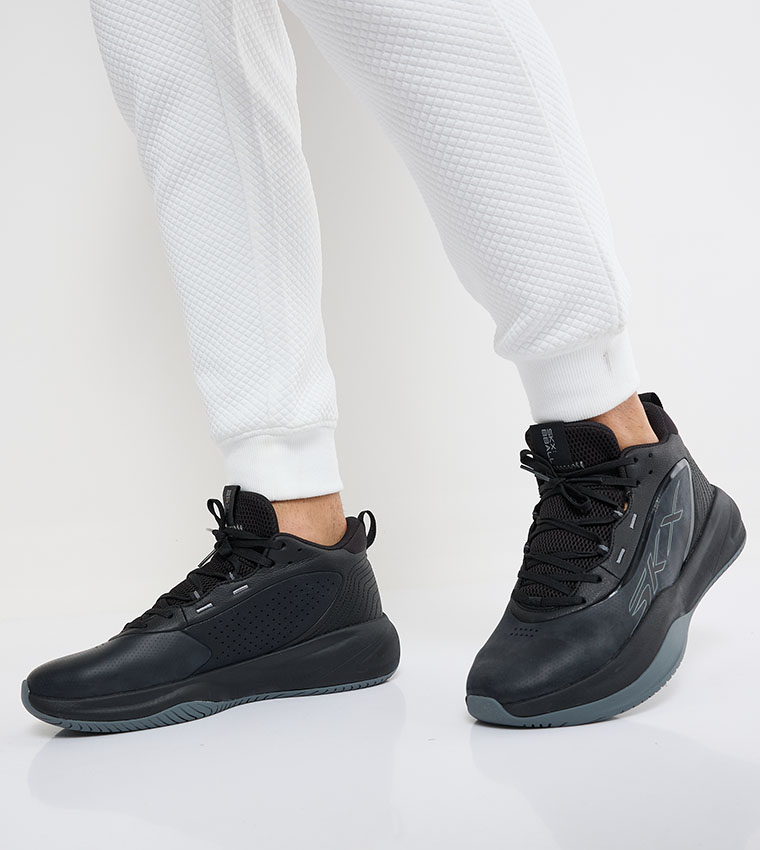PURE KLUTCH Basketball Shoes