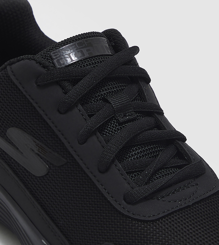 GO RUN 400 V2 Lace-Up Shoes