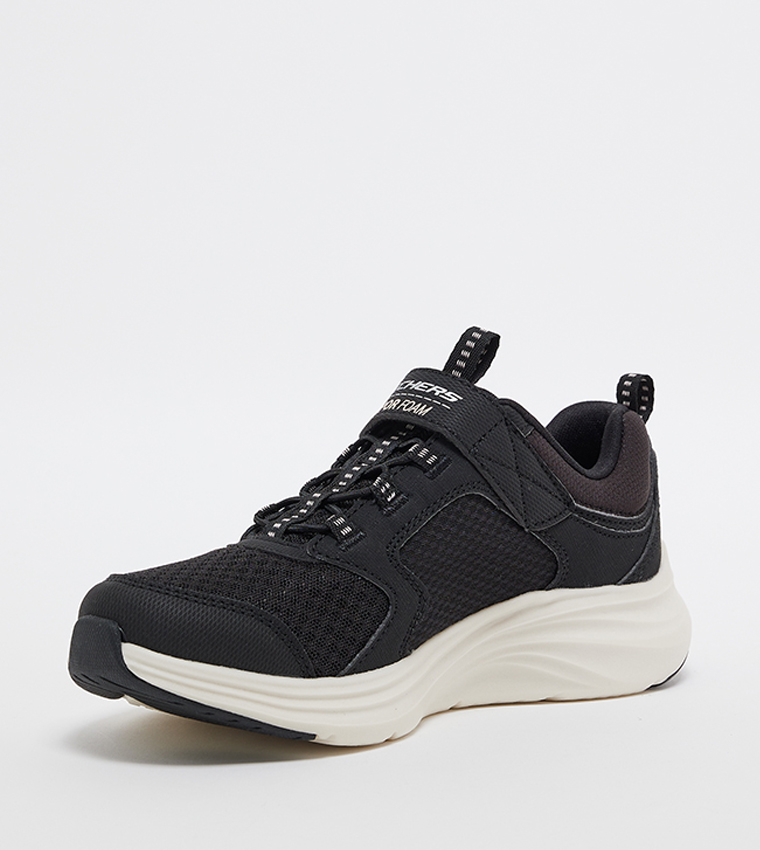 Buy Skechers VAPOR FOAM Velcro Closure Shoes In Black | 6thStreet Saudi ...