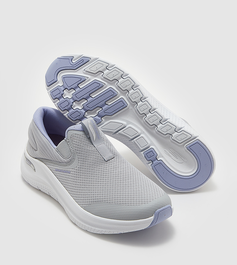 ARCH FIT 2.0 Mesh Slip-On Shoes