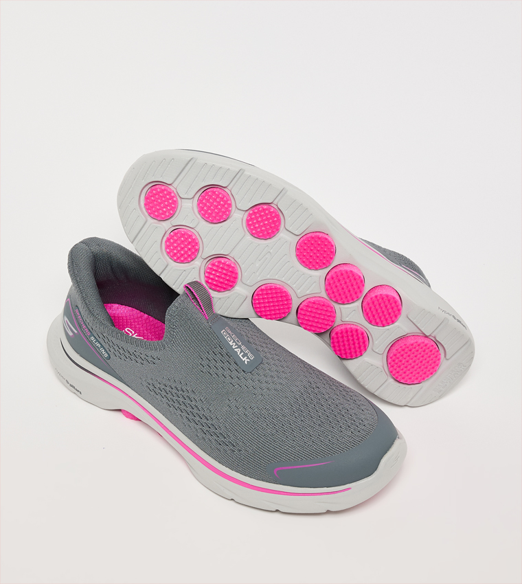 GO WALK 7 Slip-On Shoes