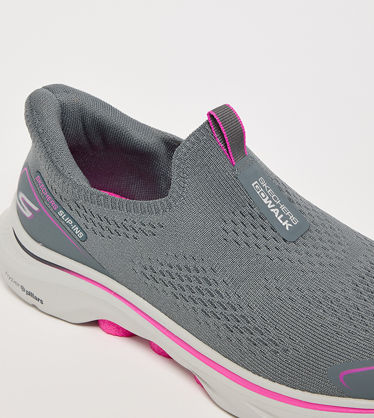 GO WALK 7 Slip-On Shoes