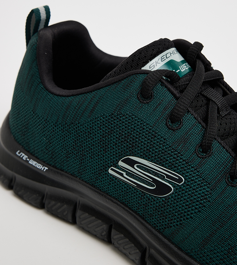 حذاء رياضي تراك برباط وشعار