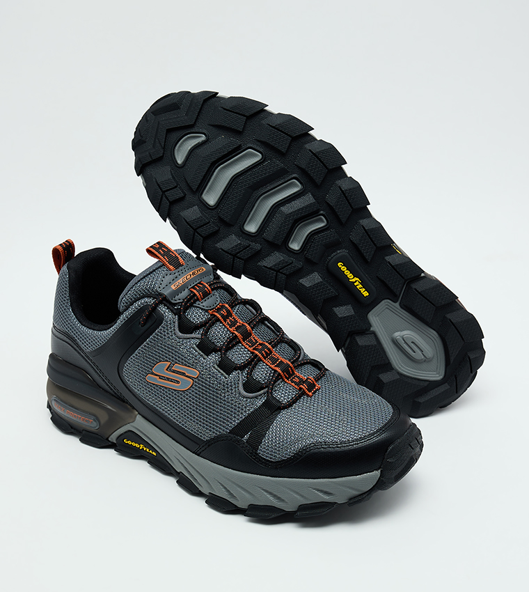 حذاء ماكس بروتكت برباط للمشي الجبلي