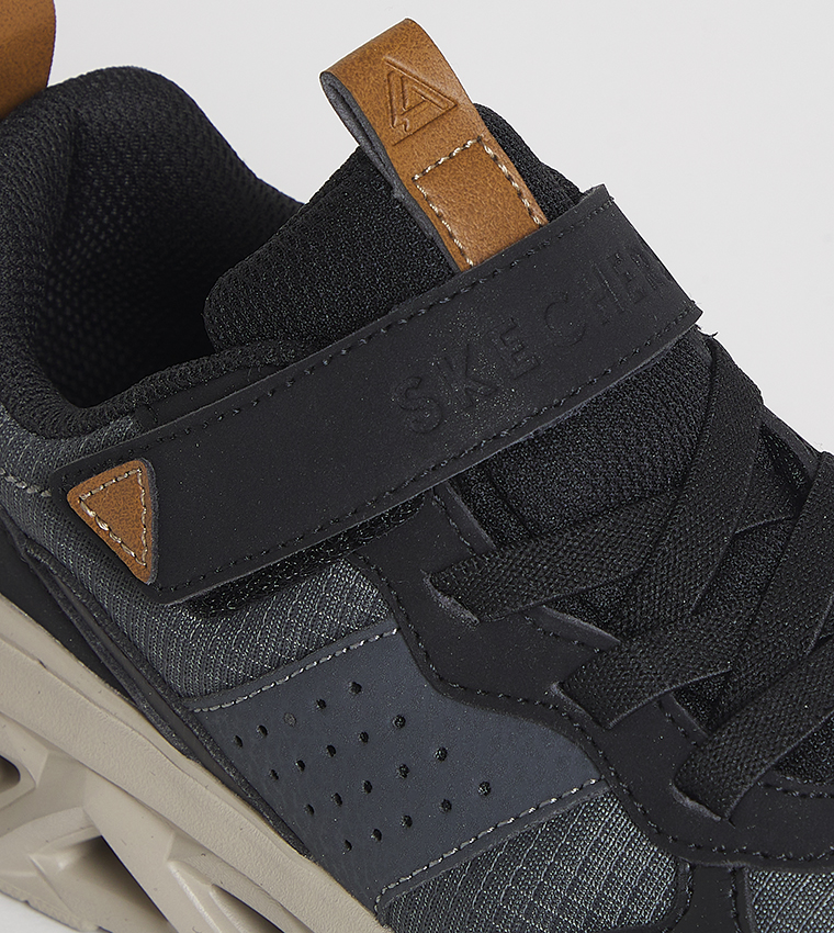 Velcro Closure Running Shoes