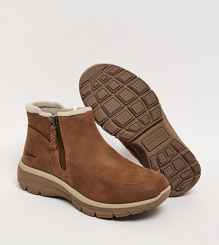 EASY GOING Zippered Ankle Boots