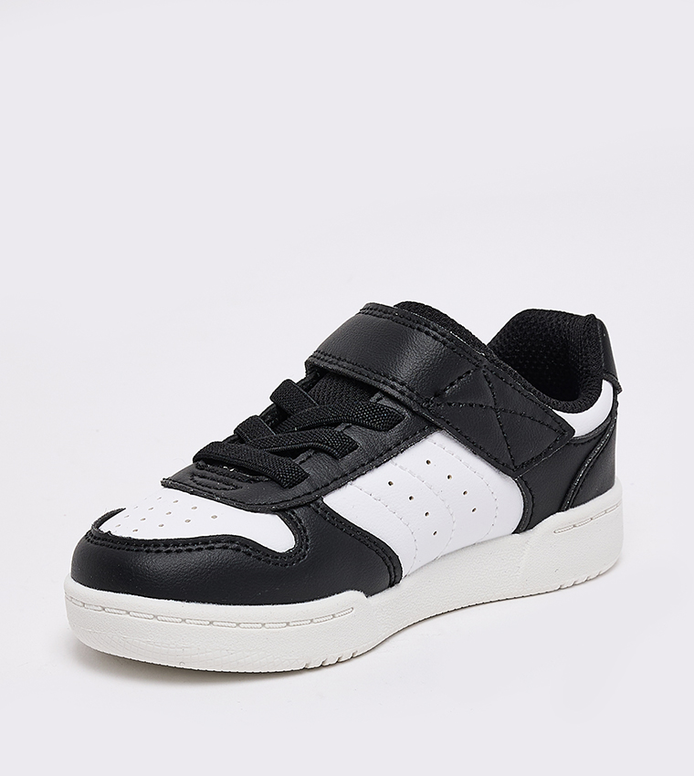 QUICK STREET Velcro Strap Sneakers