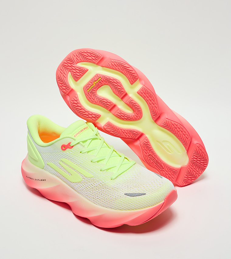 AERO BURST Running Shoes