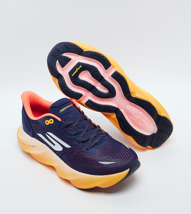 AERO BURST GO RUN MAX ROAD 7 Lace-Up Shoes