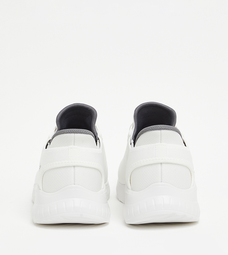 سنيكرز بوبس سكواد كايوس سوليد ستيب