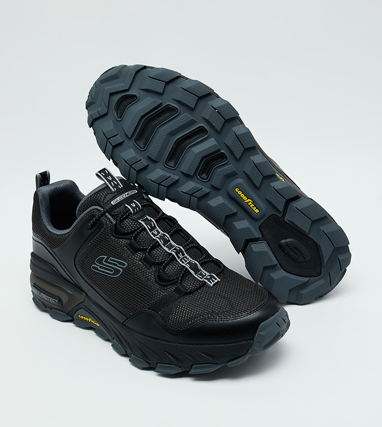 حذاء ماكس بروتكت برباط للمشي الجبلي