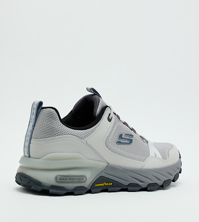 MAX PROTECT Lace-Up Trekking Shoes