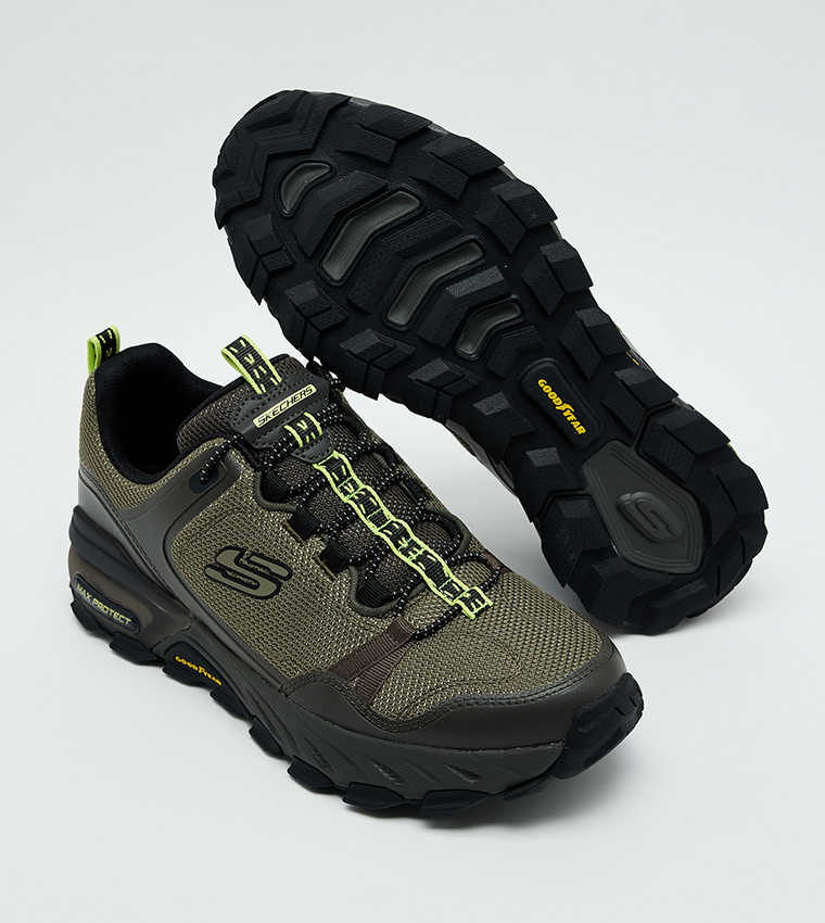 حذاء ماكس بروتكت برباط للمشي الجبلي