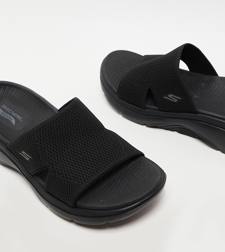 GO WALK ARCH FIT 2.0 Sandals