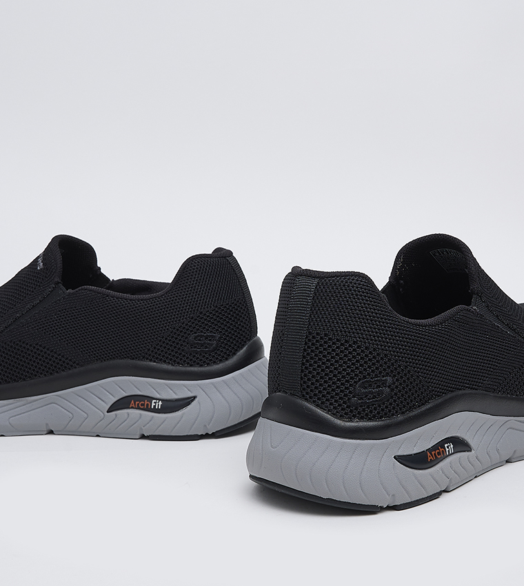 Arch Fit Crosser Casual Slip-On Shoes