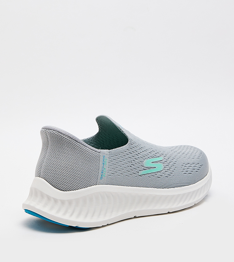 GO WALK NOW - ANAHI Knitted Slip-On Shoes