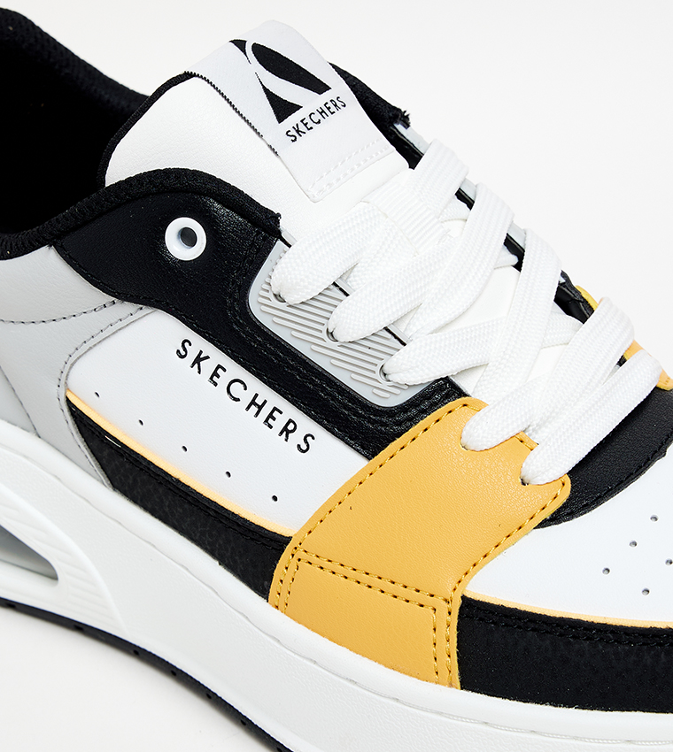 UNO Court Lace-Up Sneakers