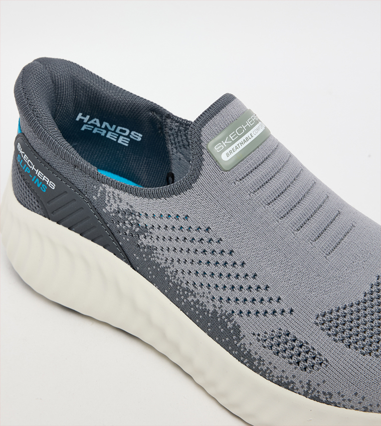 GO RUN NOW Slip On Shoes