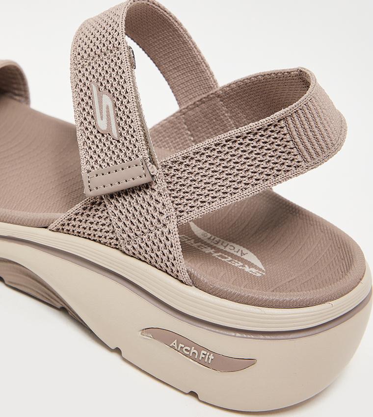 GO WALK ARCH FIT 2.0 Casual Sandals