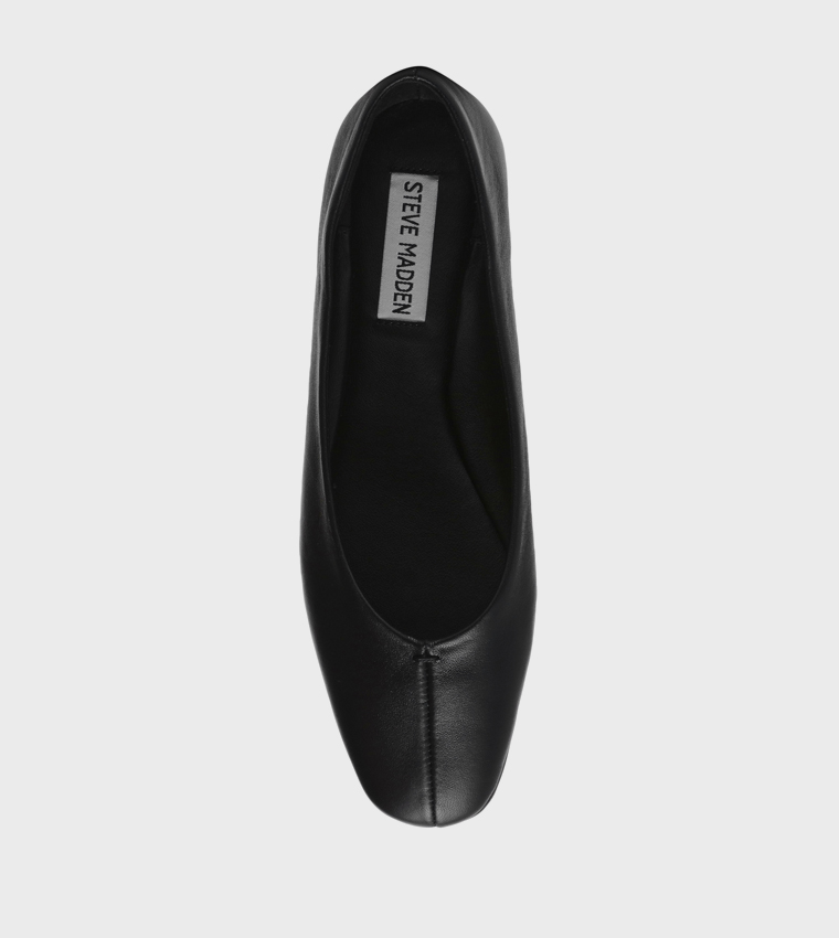 SLIQUE Almond Toe Ballerinas