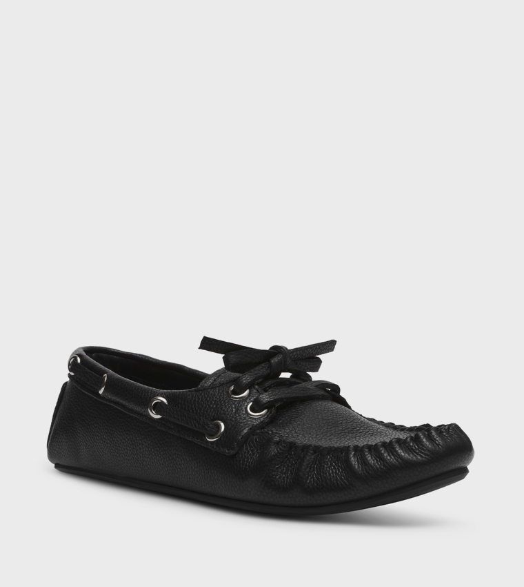 CASHBACK Textured Boat Shoes