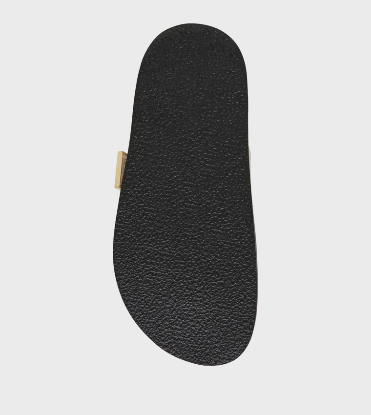 ARCH Buckled Casual Sandals