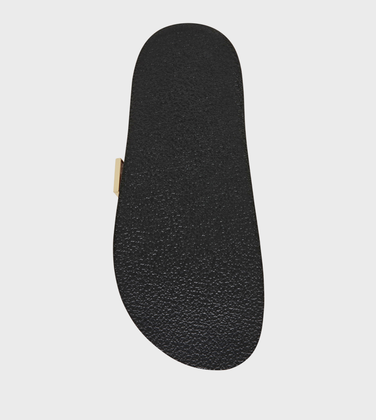 ARCH Buckled Casual Sandals