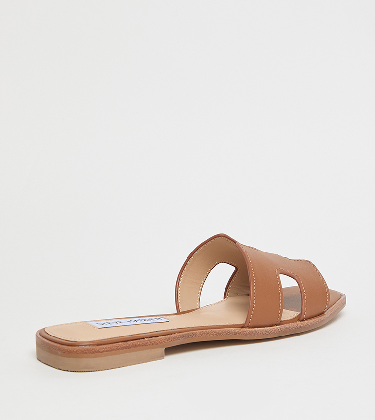 HADYN Cut-Out Detail Open Toe Flat Sandals