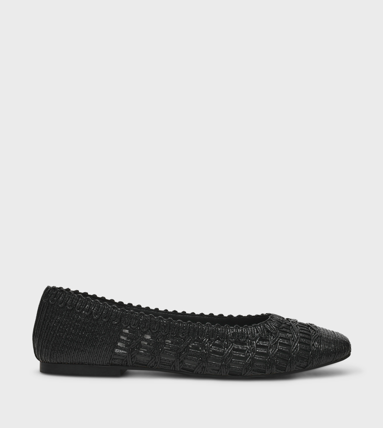 WARM-UP Textured Round Toe Ballerinas