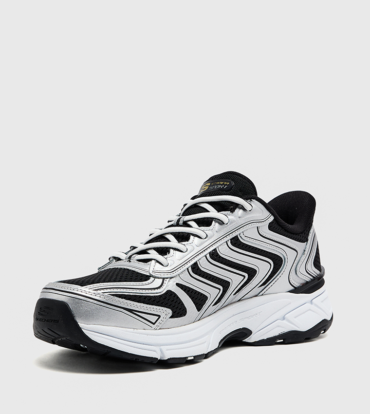 STAMINA Lace-Up Running Shoes